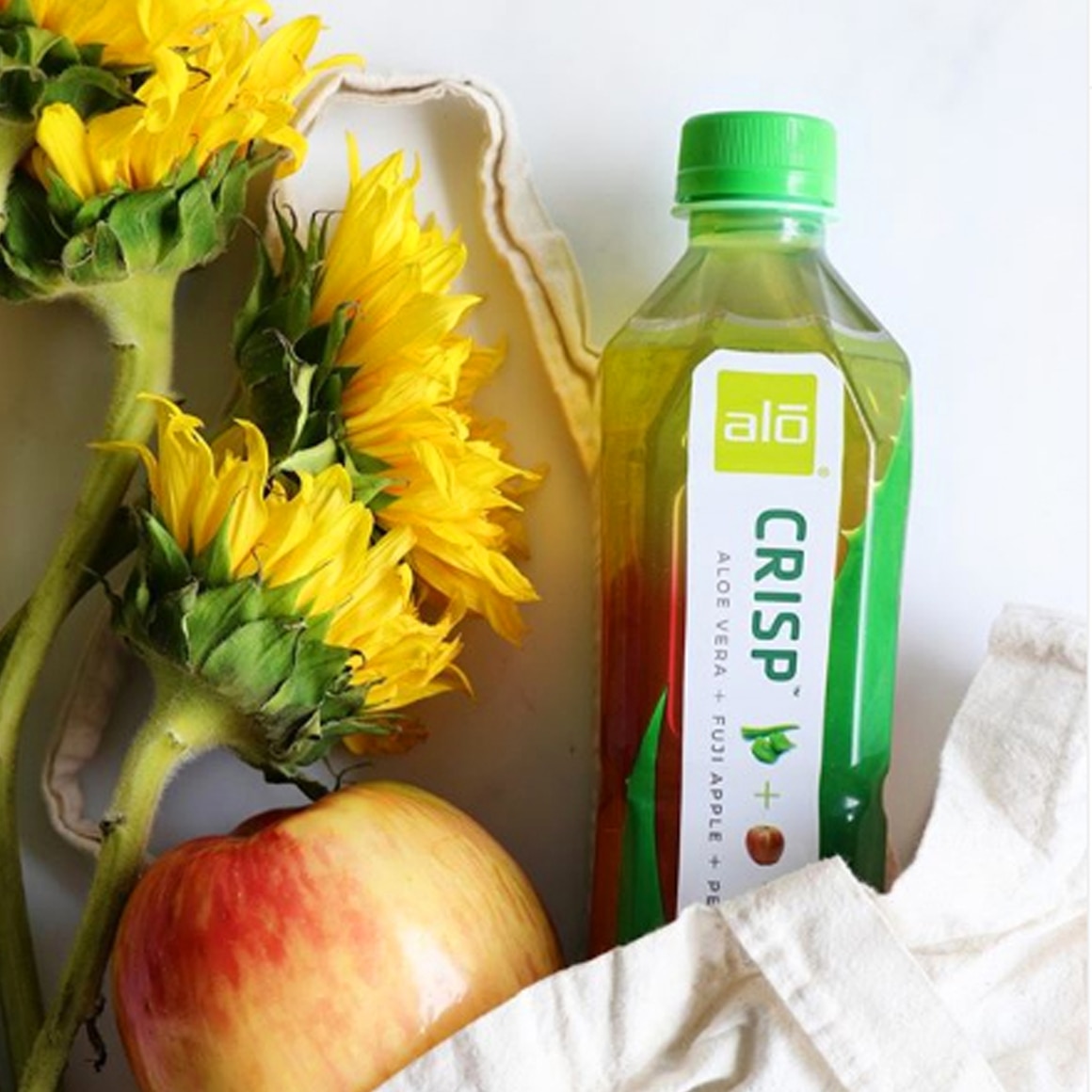 ALO® Crisp Aloe Vera Infused Beverage – Fuji Apple & Pear (12-Pack