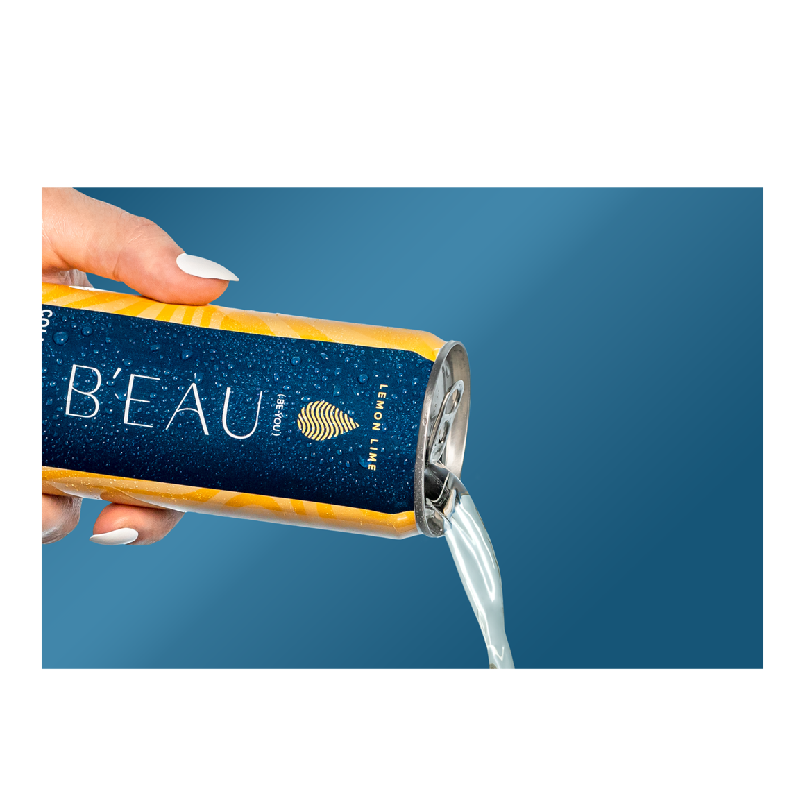 hand pouring a can of lemon lime beau collagen water Image2